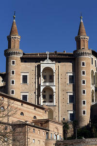 palazzo-ducale-urbino_large1