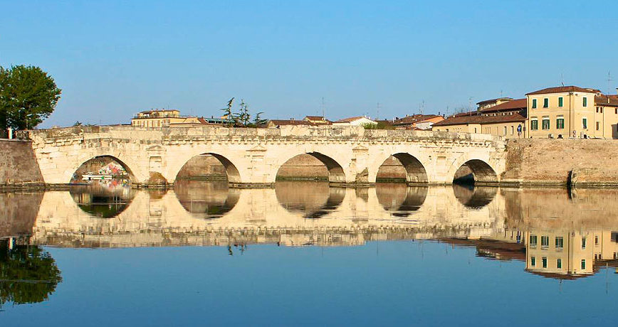cropped-ponte-di-tiberio-rimini.jpg